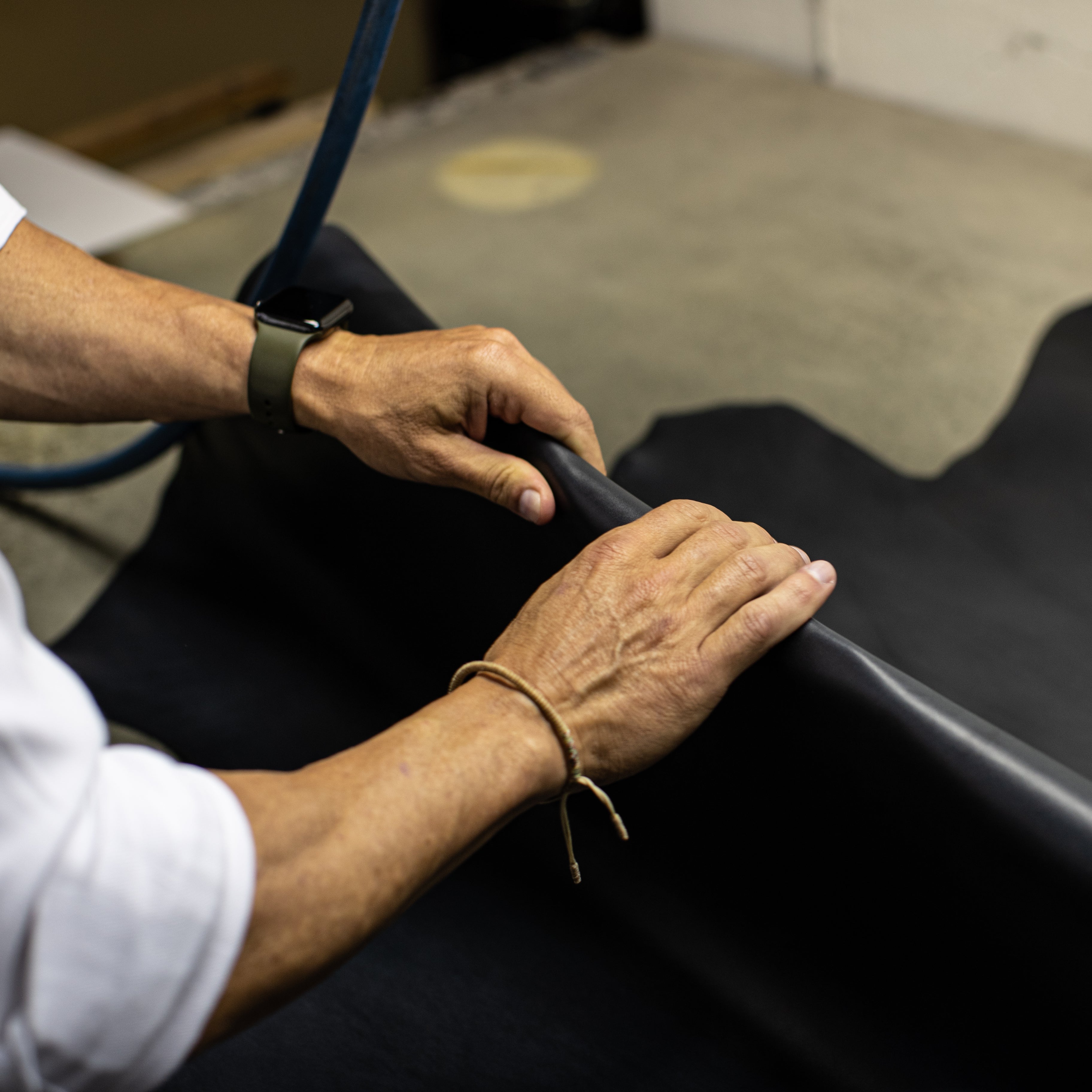 The Ultimate Guide: Full Grain Leather vs Genuine Leather