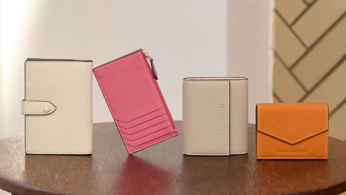 How to Choose the Right Leather Wallet: A Guide to Size, Style and Function