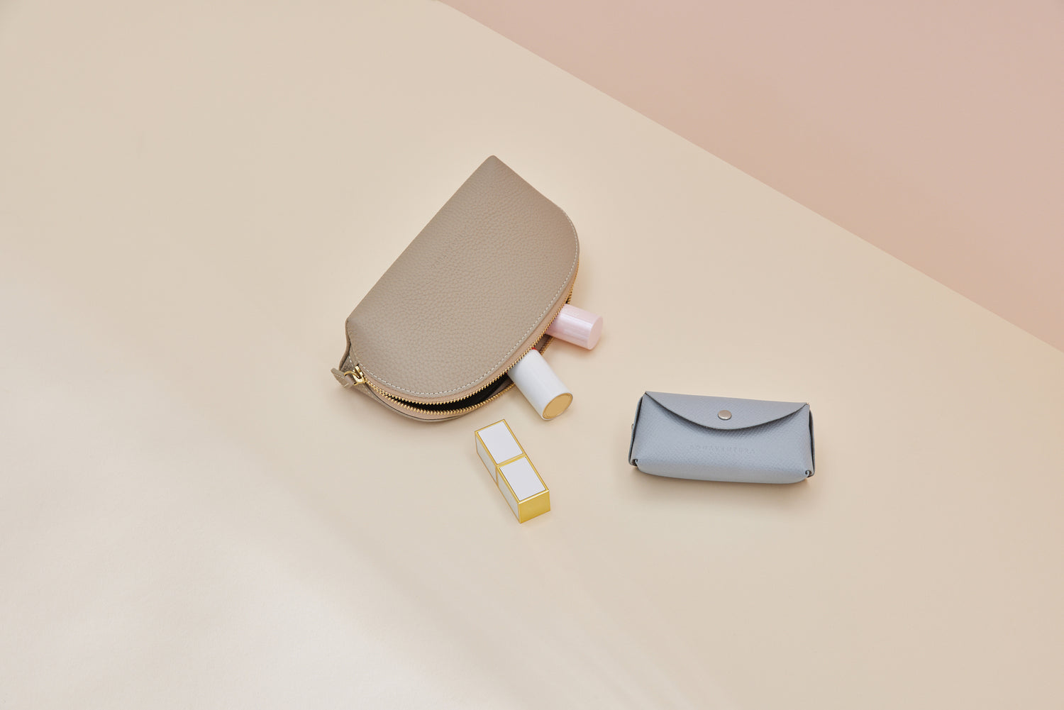 Women's Pouches